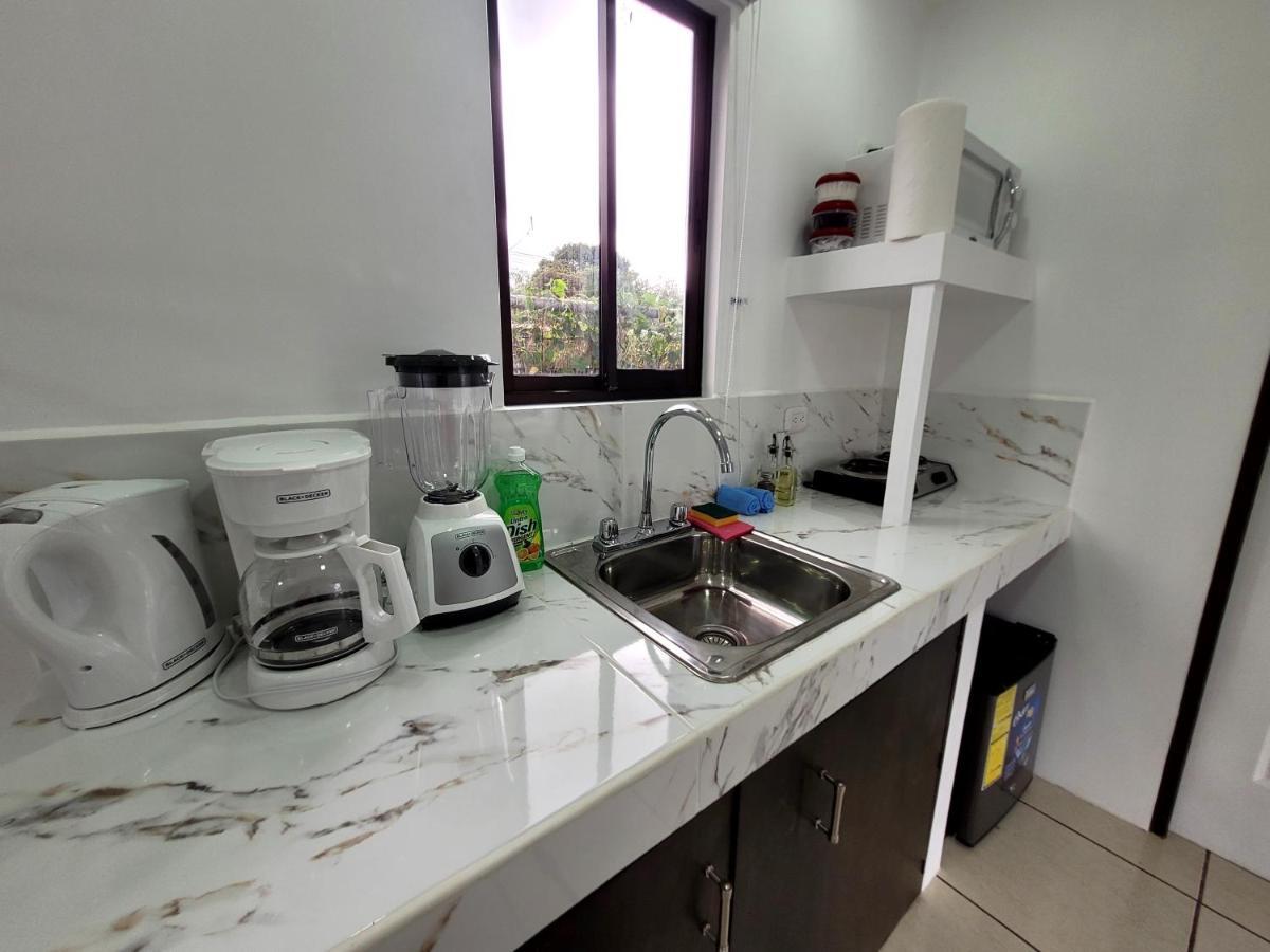 La Fonda Apartments La Fortuna Extérieur photo